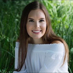 Meet your Posher, Elle